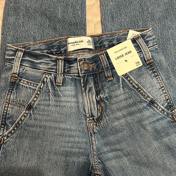 Abercrombie Kids Loose Jean - Picture 2 of 5